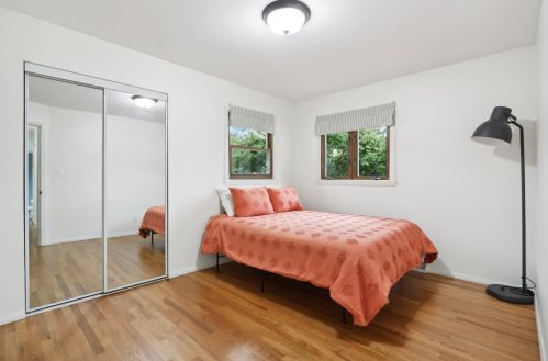 6161 Indiana Ave, Cudahy WI  53110-2846 exterior