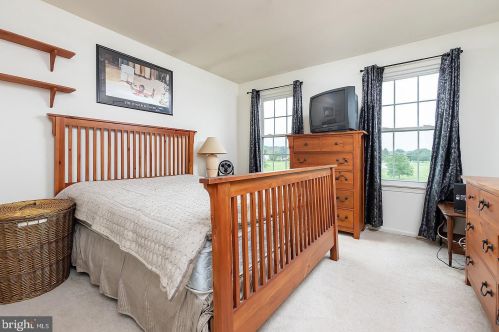 1 Helen Lois Ct, Pilesgrove NJ  08098-2639 exterior