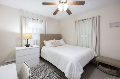 82 Middlefield Ave, Waterbury CT  06705-2723 exterior