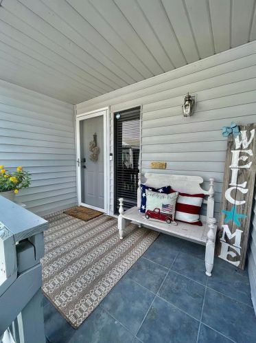 9330 Fort Island Trl, Crystal River, FL 34429-5372