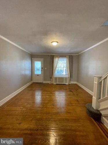 5616 Christian St, Philadelphia, PA 19143-2806