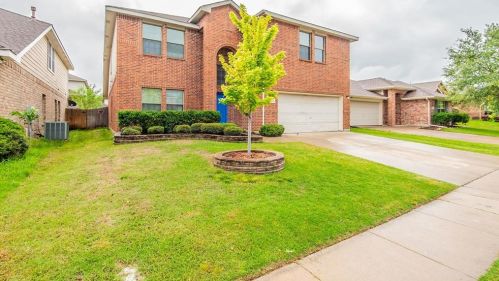 9833 Willowick Ave, Fort Worth, TX 76108-4810