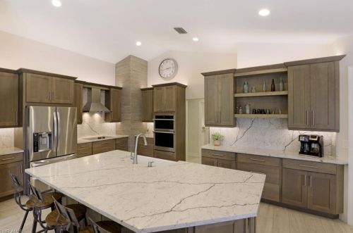 471 Ibis Way, Naples, FL 34110-1185