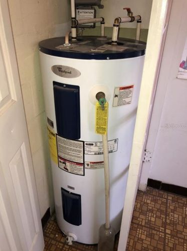 516 Disston Ave, Tavares FL  32778-2711 exterior