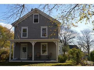 1023 Main Rd, Portsmouth, RI 02871-1339