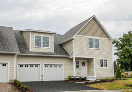 71 Balsam Cir, Saint George, VT 05495-4454