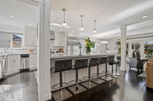 23317 Carlow Rd, Torrance CA  90505-4454 exterior