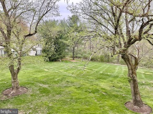 15 Trumbull Ct, Princeton NJ  08540-7060 exterior