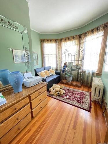 37 Grand Ave, Poughkeepsie NY 12603-4403 exterior