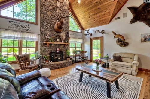 223 Ware Rd, Iva SC  29655-8170 exterior