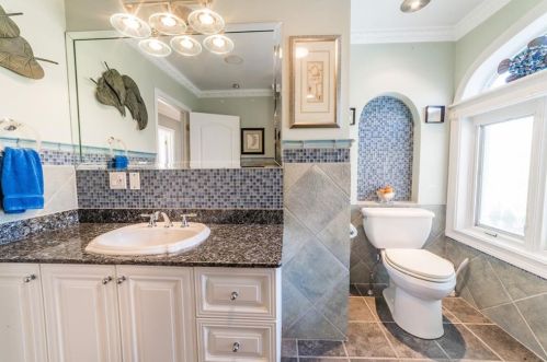 467 Robin Hollow Rd, West Greenwich RI  02817-2118 exterior