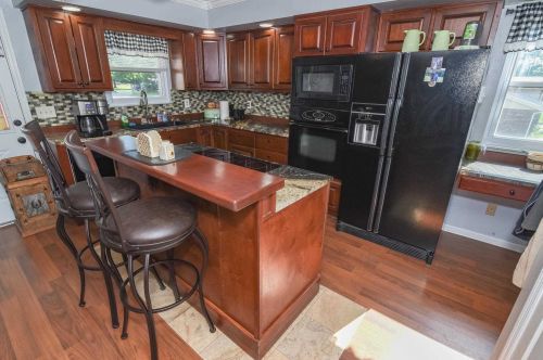 8883 Valley Circle Dr, Florence KY  41042-9523 exterior