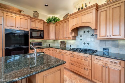 206 Calle Francesca, Sedona AZ 86336-4760 exterior