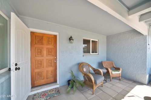 6532 June St, Mesa, AZ 85205-3718