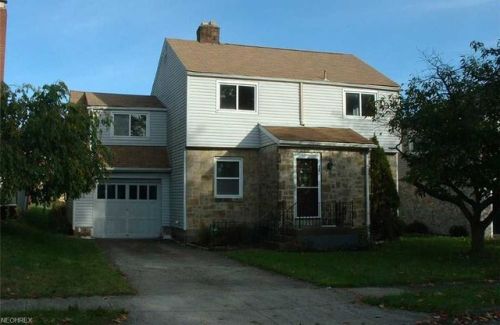 2234 Wilmer St, Zanesville, OH 43701-2048