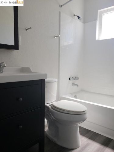 193 Ramona St, West Pittsburg, CA 94565-6539