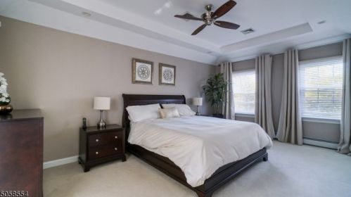 560 Lynne Dr, Greystone Park NJ  07950-3336 exterior