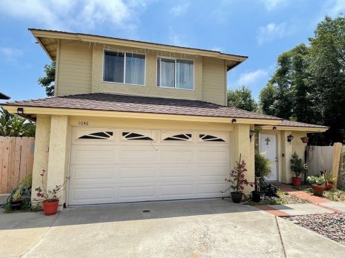 1046 Chelsea Ct, Vista, CA 92084-7052
