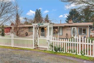 31733 Morrison St, Lake Joy, WA 98014-7613