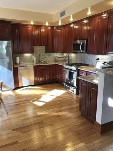 90 Browne St, Brookline, MA 02446-7008