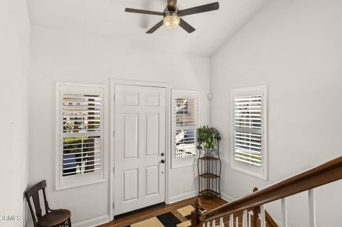 871 Coronado Cir, Santa Paula CA  93060-1666 exterior