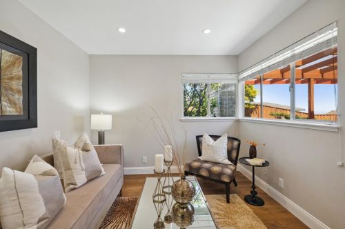 1276 Encina Dr, Millbrae CA 94030-2839 exterior