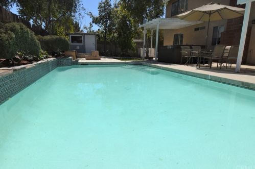 3555 Cherry Blossom Ln, Lake Elsinore CA  92530-1844 exterior