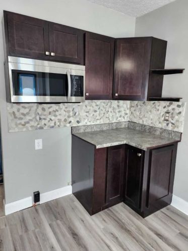 1311 Neshannock Blvd, New Castle PA  16105-2432 exterior