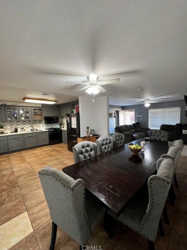 2242 Carlton Pl, Riverside CA  92507-5807 exterior