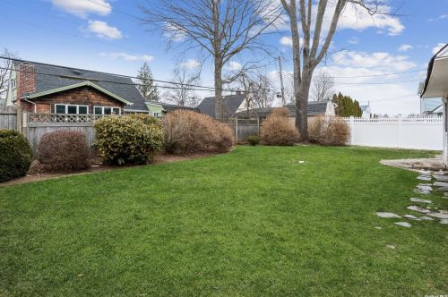 8 Prince Ln, Westbury NY  11590-6229 exterior