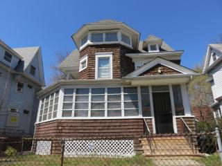 27 Leslie St, Newark NJ  07108-1009 exterior