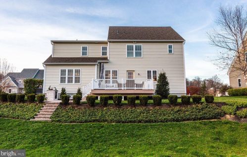 518 Delp Rd, Lancaster PA  17601-2956 exterior