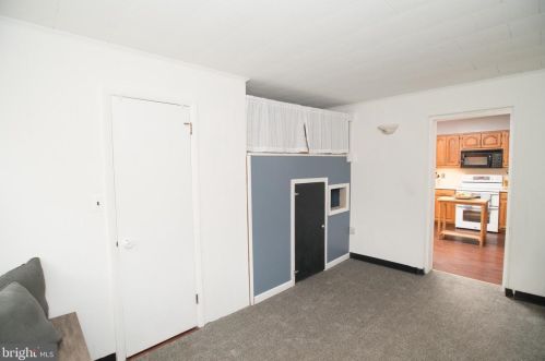 322 Hurst St, Norristown PA  19405-1539 exterior