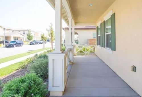 6755 Edinboro St, Chino CA  91710-1309 exterior