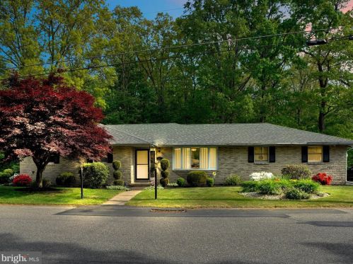 392 30th St, Hazle Township, PA 18202-9417