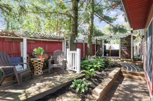 14 Utopian Pl, Airmont NY  10901-7715 exterior