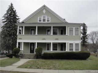 45 Stone St, Danbury CT  06810-8010 exterior