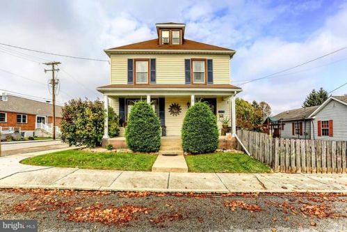 219 Maple Ave, Hanover, PA 17331-5117