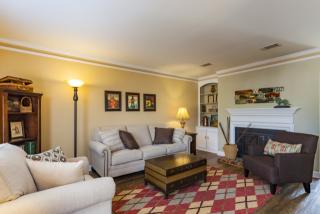 110 Academy Sq, Nashville TN  37210-2053 exterior