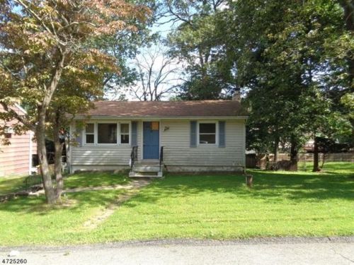 155 Rollins Trl, Hopatcong NJ  07843-1750 exterior