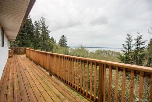 11 Harborview Ct, Hoquiam, WA 98550-9724