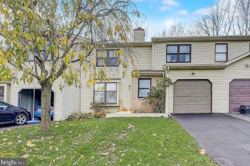 2632 Allison Dr, Pottstown, PA 19464-3151