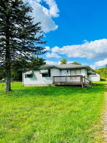 1788 Dyer Rd, Darbydale, OH 43123-1691