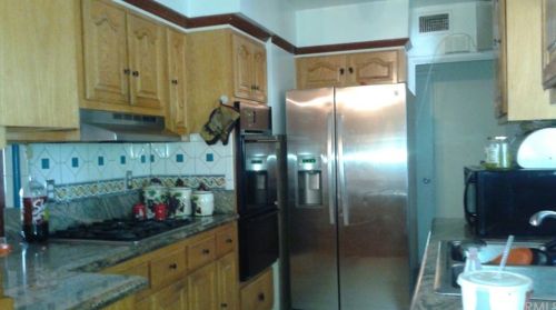 5678 Elm Ave, San Bernardino, CA 92404-2916