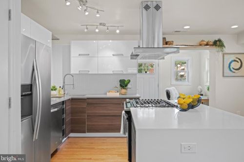 2032 E St, Washington, DC 20002-4731