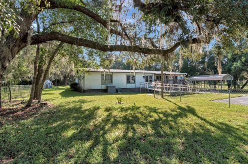 12802 Buckeye Dr, Port Richey, FL 34669-3415