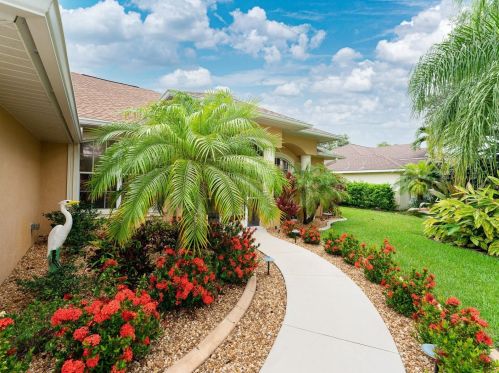 593 Rotonda Cir, Placida FL  33947-2022 exterior