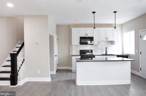 922 Grn St, Norristown PA 19401-3914 exterior