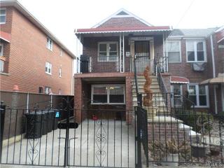 2828 Barkley Ave, Bronx, NY 10465-1946