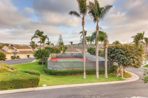 4821 Vigilant Way, Carlsbad CA  92008-3788 exterior
